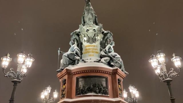 Распаковка? ?Нет.? Новогодний Питер?Елка на Дворцовой площади Питера??? смотреть онлайн