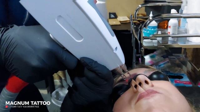 Осветление перманентного макияжа бровей Калининград Magnum Tattoo смотреть онлайн