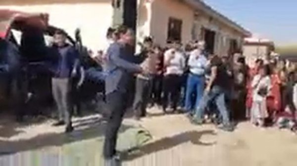 Табрикоти Дуст дар туй