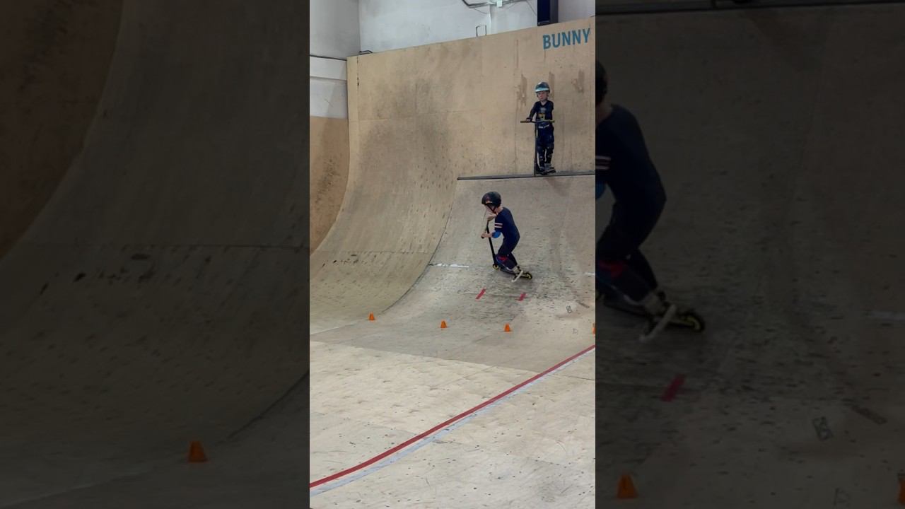 1 -я тренировка в парке на Трюковом самокате достоин медали смотреть онлайн