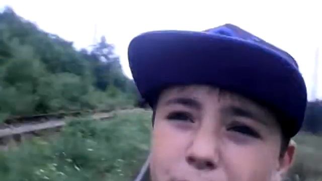 Поход на завод! смотреть онлайн