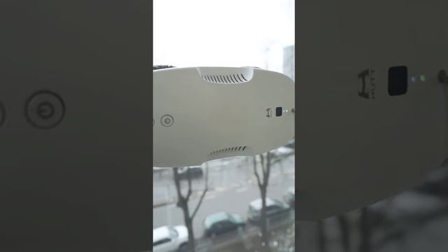 ОН ТОПЧИК ? | Робот для мытья окон Hutt DDC55 смотреть онлайн