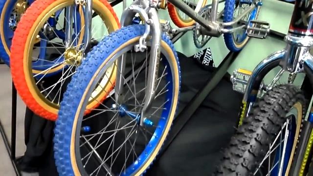 OLD SCHOOL BMX MONGOOSE смотреть онлайн