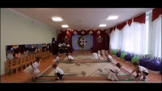 Танец с гимнастическими палками смотреть онлайн