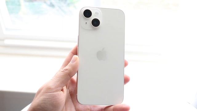 Samsung One UI 6 Vs IOS 17! (Comparison) (Review)