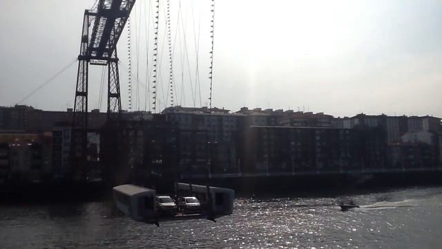 Бильбао, Страна Басков, подвесной мост, июль 2013 смотреть онлайн