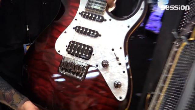 NAMM 2017: Schecter Banshee Extreme E-Gitarren смотреть онлайн