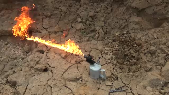 Паяльная лампа как остаться в живых.mp4 смотреть онлайн