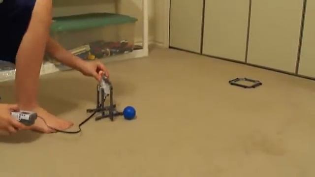 Lego Mindstorms NXT Mini Golf смотреть онлайн