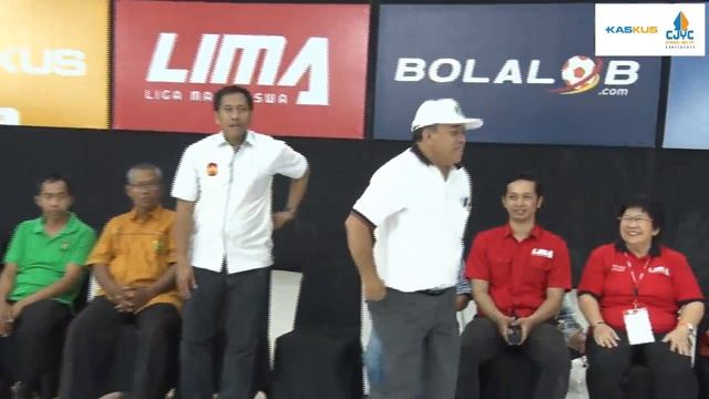 AWARDING LIMA Badminton: Kaskus Central Java and Yogyakarta Conference(Sub Yogyakarta) смотреть онлайн
