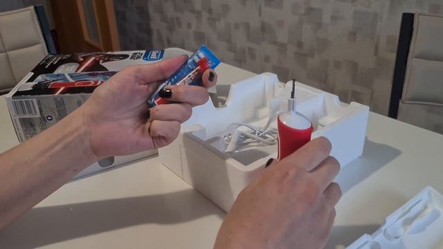 Детская зубная электрическая щетка Oral B смотреть онлайн