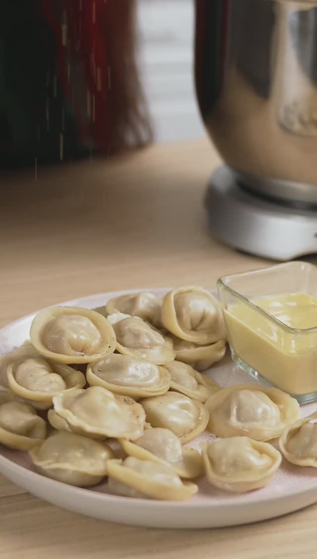 Готовим домашние пельмени в миксере с домашним майонезом дома (Полное видео уже на канале ) смотреть онлайн