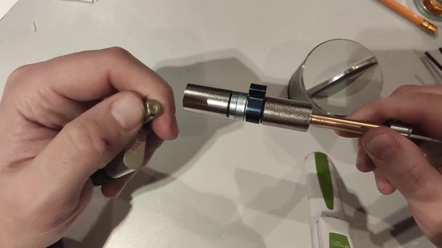 Установка Danalock. Переходник с штокового цилиндра на Danalock. смотреть онлайн