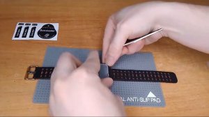 Видео инструкция наклейки гидрогелевой пленки на смарт-часы