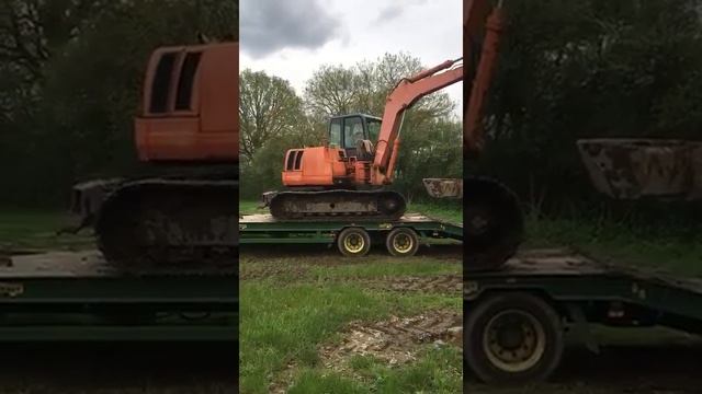 Loading the fiat Hitachi fh95 смотреть онлайн