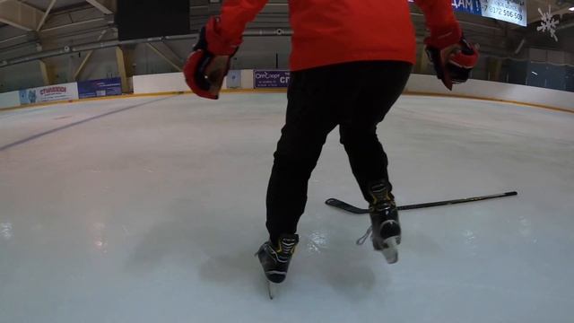 ХОККЕЙ | ТОП УПРАЖНЕНИЯ НА ТОРМОЗ В ХОККЕЕ | ТОРМОЗИМ ВНУТРЕННИМ РЕБРОМ | КАК ТОРМОЗИТЬ НА ЛЬДУ | смотреть онлайн