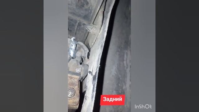 Работа восстановленного кронштейна (подушки) глушителя рено меган 2. Передняя и задняя..mp4 смотреть онлайн
