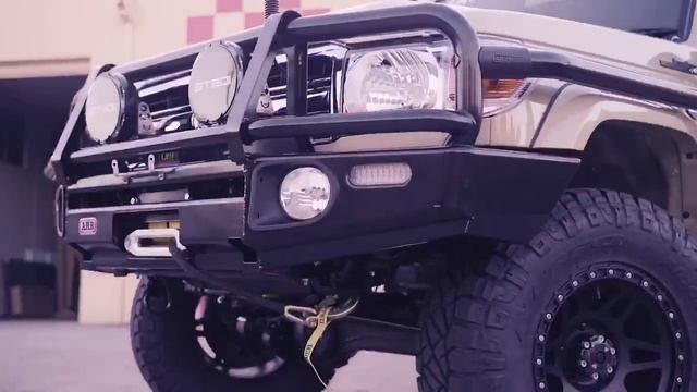 Toyota Land Cruiser 79 Series Build смотреть онлайн
