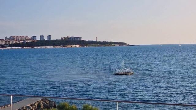 ГЕЛЕНДЖИК! ЛЮДИ ТАНЦУЮТ! ВЫХОДНЫЕ НА КУРОРТЕ! ЛЕТО 2023! смотреть онлайн