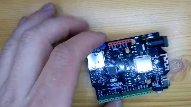 Review of WIDO WiFi IOT Node by dfrobot.com смотреть онлайн