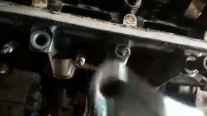 Как открутить сорванный  болт гбц ваз!!