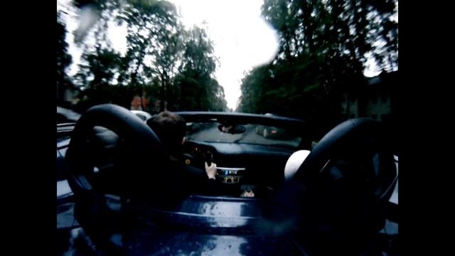 Прокатил бабушку на Ferrari смотреть онлайн