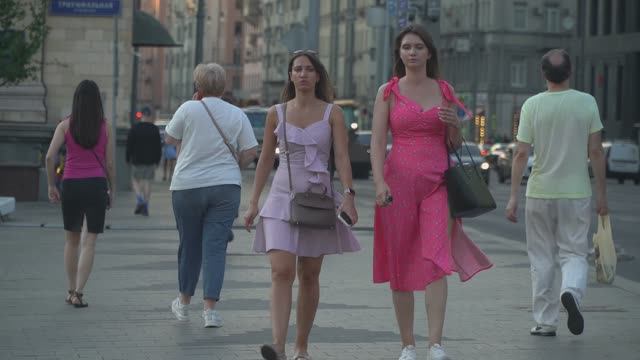 4K. Walking Tour Through The Streets Of Moscow. Pilot.