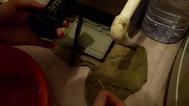 Стиральная машина LG F12A8HDS5 чистка дренажного фильтра за два года. смотреть онлайн