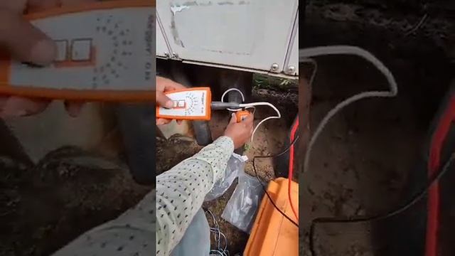 Cable identification testing by cable identifier. #cable #identification #undergraund #ug_cable смотреть онлайн