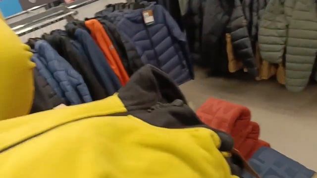 Цены для мужчин в "Спортмастере", вырубят тебя сразу со входа. Обзор в конце октября 2023 года. смотреть онлайн