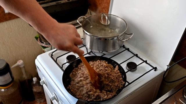 МАКАРОНЫ по ФЛОТСКИ. Выпуск №916 смотреть онлайн