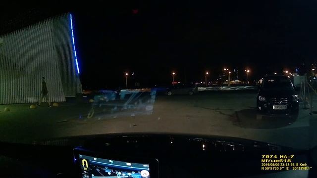 w204 наезд на бетонную полусферу смотреть онлайн