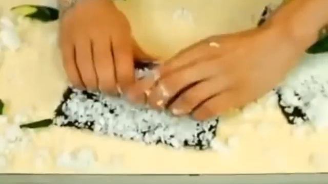 ЛУЧШИЙ РЕЦЕПТ СУШИ ВЫ ТАКОЕ ЕЩЁ НЕ ПРОБОВАЛИ смотреть онлайн