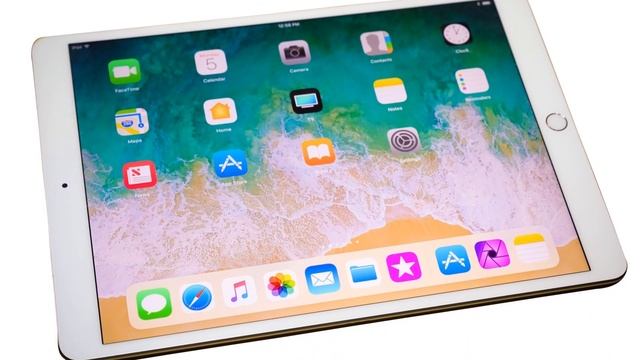 Photos of the Apple iPad Pro 10.5 WiFi | Not A Review! смотреть онлайн