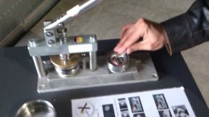 Пресс для изготовления значков (часть 1)