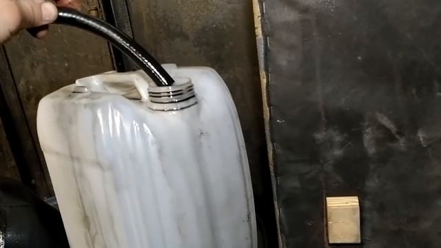 Бесплатное топливо, что я заливаю в свой бак ? #халявныйбензин смотреть онлайн