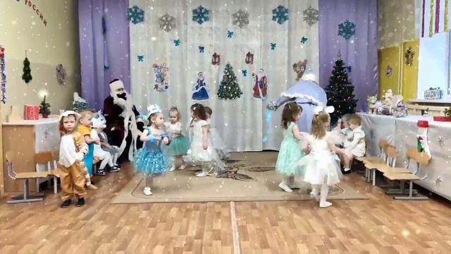 новый год Милашки смотреть онлайн