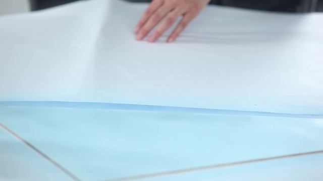 Tablica na notatki z drewnianymi klamerkami. Dom z pomysłem смотреть онлайн