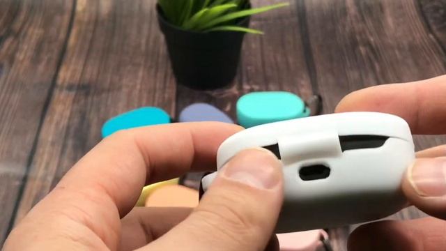 Xiaomi Redmi Airdots 2. Цветные силиконовые чехлы для беспроводных наушников Xiaomi Redmi Airdots смотреть онлайн