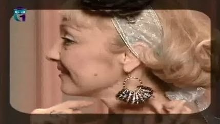 Шьем стильные украшения используя обычные английские булавки и бисер. Мастер класс