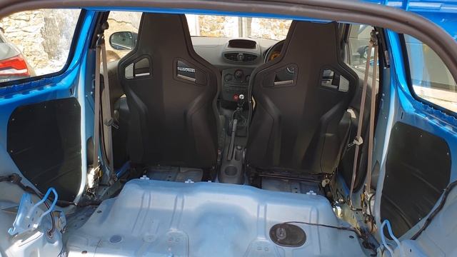 OUR RENAULT CLIO RS200 CUP IS READY! & PPF'ing GT2 RS смотреть онлайн