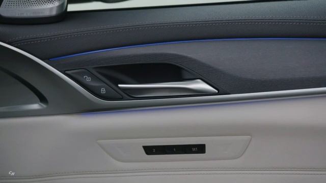 2021 BMW 6-Series 640i xDrive GT with Mild Hybrid Power смотреть онлайн