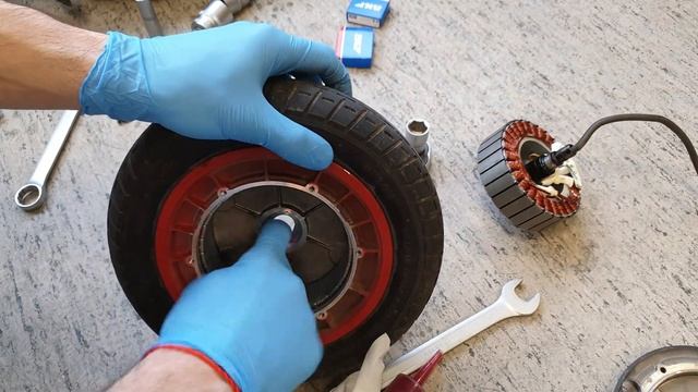 XIAOMI PRO SCOOTER FRONT MOTOR WHEEL BEARING REPLACE