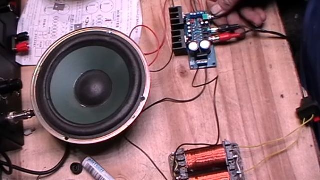 Усилитель кит набор на TDA2030A . смотреть онлайн