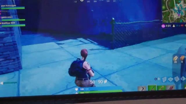 Fornite battle royale sur Nintendo Switch mode 50 vs 50 vue par Matthp 06 (feat Martin) смотреть онлайн