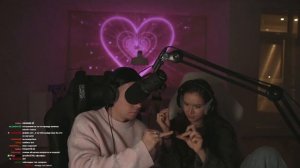 FRAME TAMER - ЦЕЛУЕТСЯ, ТАНЦУЕТ ОБЩАЕТСЯ С КИРОЙ НА СТРИМЕ (нарезка) #frametamer