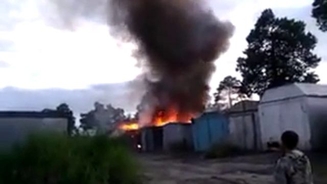 горят гаражи смотреть онлайн