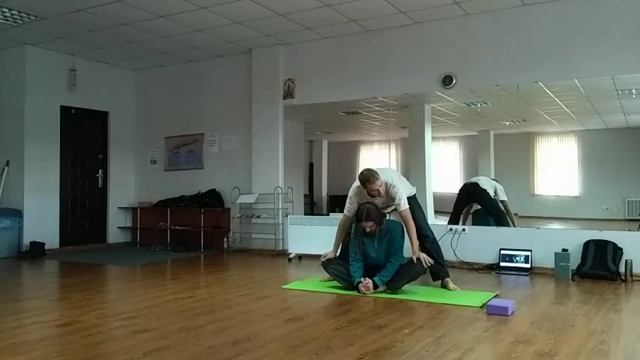 Саша Невинный - цигун в йога ДарОм 08.12 смотреть онлайн