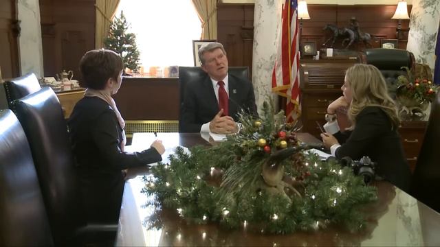 Governor Otter Jobs and Unemployment смотреть онлайн