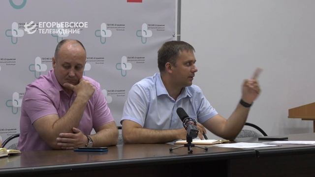 Старосты сельских поселений округа собрались на встречу с главврачом и главой округа смотреть онлайн